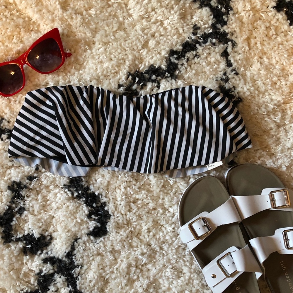 Hurley Black Strapless Bathing Suit Bikini Top